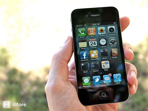 how much does an iphone 4 cost.